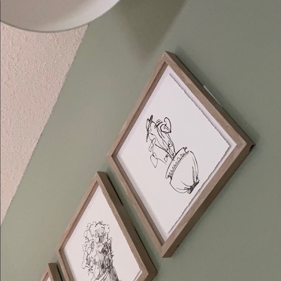 Meet your Posher, Emily - Picture 1 of 1